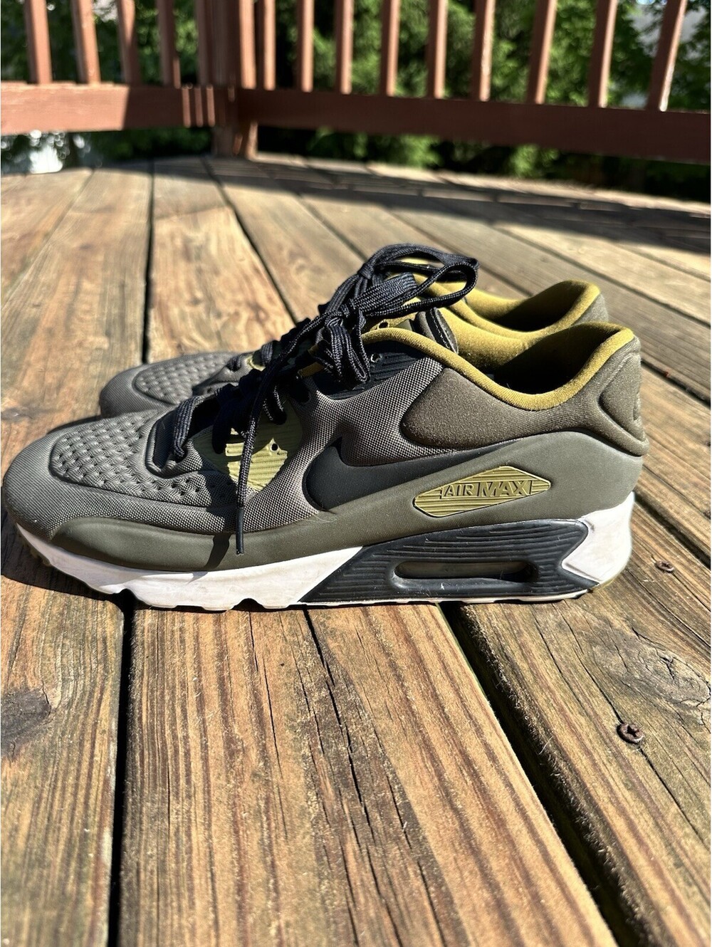 Nike Air Max 90 Rough Olive Green Sneakers Mens 10 Retro Streetwear